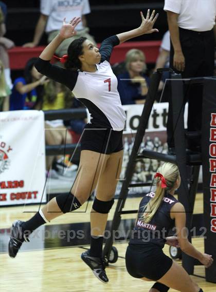 Thumbnail 1 in Allen @ Lovejoy photogallery.