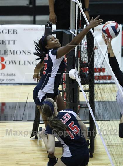 Thumbnail 3 in Allen @ Lovejoy photogallery.
