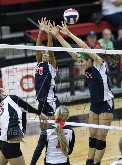 Thumbnail 2 in Allen @ Lovejoy photogallery.