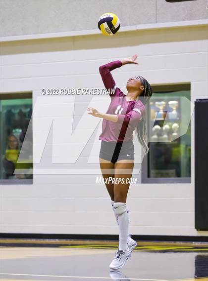 Thumbnail 1 in Red Oak @ Crandall photogallery.