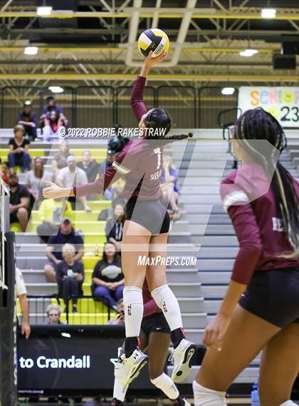 Thumbnail 1 in Red Oak @ Crandall photogallery.