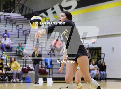 Thumbnail 2 in Red Oak @ Crandall photogallery.