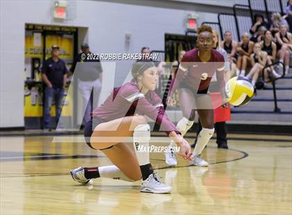 Thumbnail 1 in Red Oak @ Crandall photogallery.