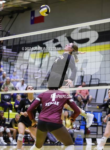 Thumbnail 1 in Red Oak @ Crandall photogallery.