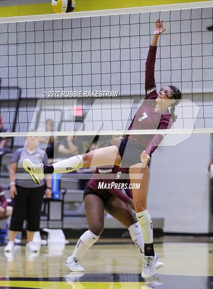 Thumbnail 3 in Red Oak @ Crandall photogallery.