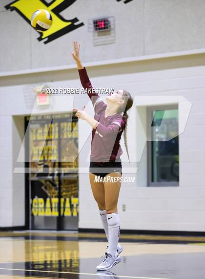 Thumbnail 2 in Red Oak @ Crandall photogallery.