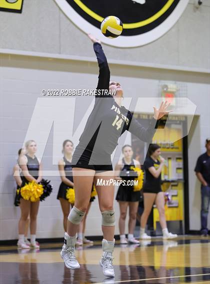 Thumbnail 3 in Red Oak @ Crandall photogallery.
