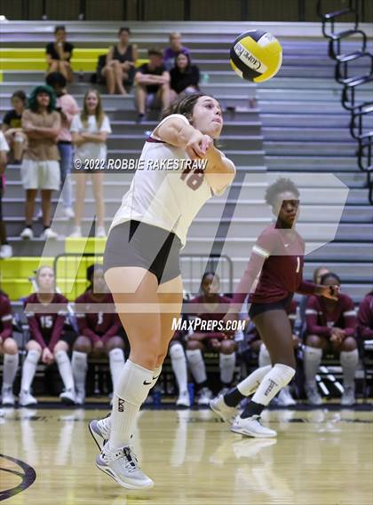Thumbnail 1 in Red Oak @ Crandall photogallery.