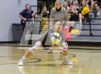 Thumbnail 1 in Red Oak @ Crandall photogallery.