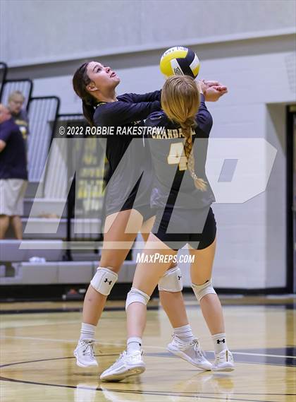 Thumbnail 3 in Red Oak @ Crandall photogallery.