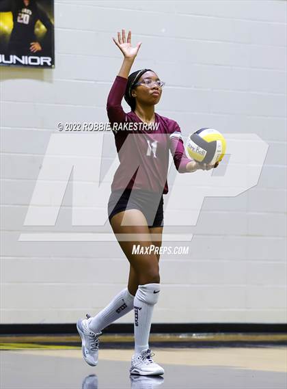 Thumbnail 1 in Red Oak @ Crandall photogallery.