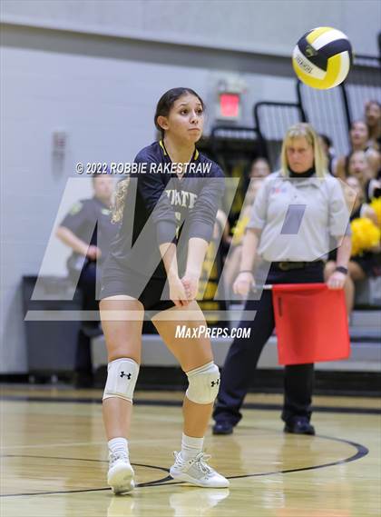 Thumbnail 1 in Red Oak @ Crandall photogallery.