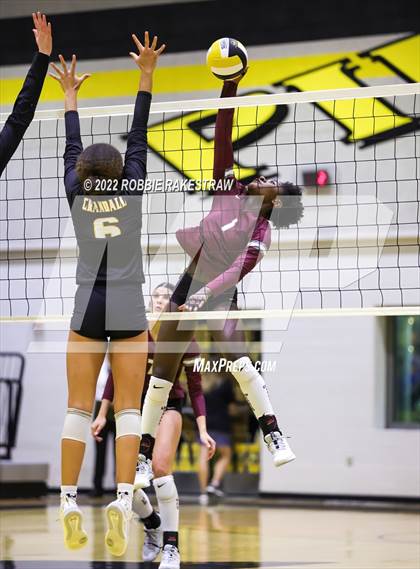 Thumbnail 3 in Red Oak @ Crandall photogallery.