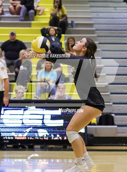 Thumbnail 3 in Red Oak @ Crandall photogallery.