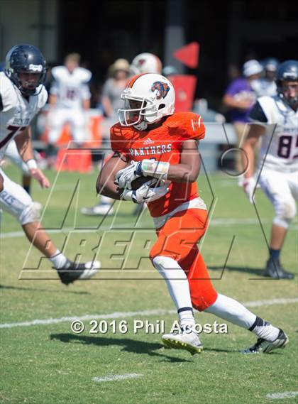 Thumbnail 2 in Polytechnic vs Brentwood photogallery.