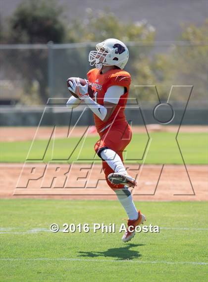 Thumbnail 2 in Polytechnic vs Brentwood photogallery.