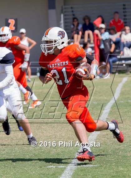 Thumbnail 3 in Polytechnic vs Brentwood photogallery.
