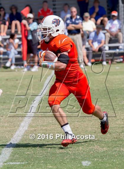 Thumbnail 2 in Polytechnic vs Brentwood photogallery.