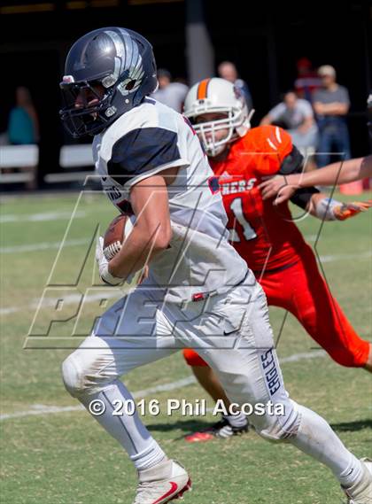 Thumbnail 2 in Polytechnic vs Brentwood photogallery.