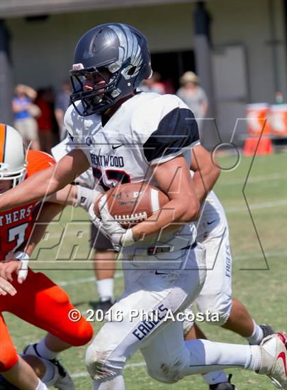 Thumbnail 3 in Polytechnic vs Brentwood photogallery.