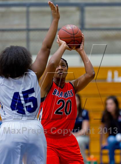 Thumbnail 1 in Brandeis @ Warren photogallery.