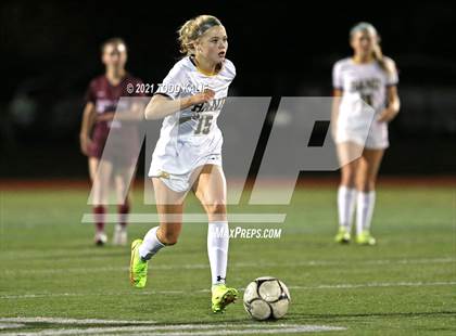 Thumbnail 2 in East Lyme vs. Hand (CIAC Class L Second Round) photogallery.