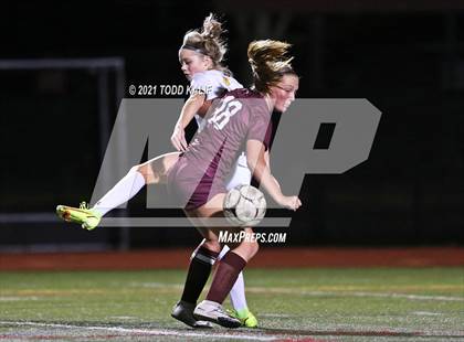 Thumbnail 1 in East Lyme vs. Hand (CIAC Class L Second Round) photogallery.