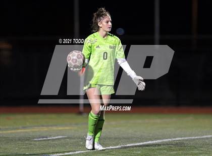 Thumbnail 3 in East Lyme vs. Hand (CIAC Class L Second Round) photogallery.