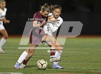 Thumbnail 2 in East Lyme vs. Hand (CIAC Class L Second Round) photogallery.