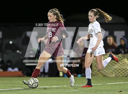 Thumbnail 3 in East Lyme vs. Hand (CIAC Class L Second Round) photogallery.