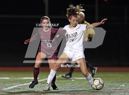 Thumbnail 1 in East Lyme vs. Hand (CIAC Class L Second Round) photogallery.