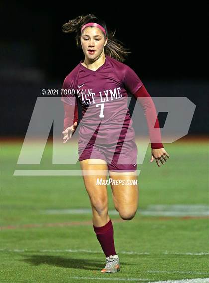 Thumbnail 3 in East Lyme vs. Hand (CIAC Class L Second Round) photogallery.