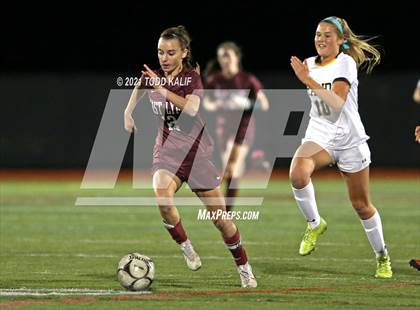 Thumbnail 2 in East Lyme vs. Hand (CIAC Class L Second Round) photogallery.