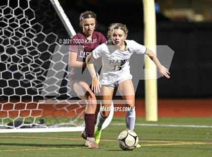 Thumbnail 2 in East Lyme vs. Hand (CIAC Class L Second Round) photogallery.