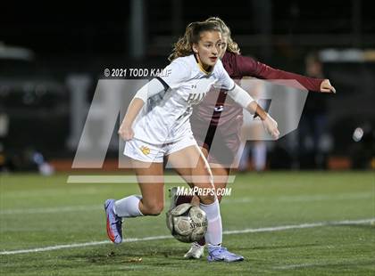 Thumbnail 3 in East Lyme vs. Hand (CIAC Class L Second Round) photogallery.