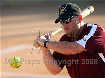 Thumbnail 1 in Glendora vs. El Modena (CIF SS D2 Final) photogallery.