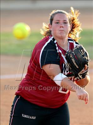 Thumbnail 2 in Glendora vs. El Modena (CIF SS D2 Final) photogallery.