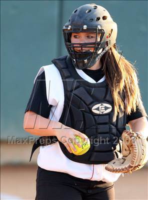 Thumbnail 2 in Glendora vs. El Modena (CIF SS D2 Final) photogallery.