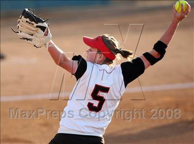 Thumbnail 2 in Glendora vs. El Modena (CIF SS D2 Final) photogallery.
