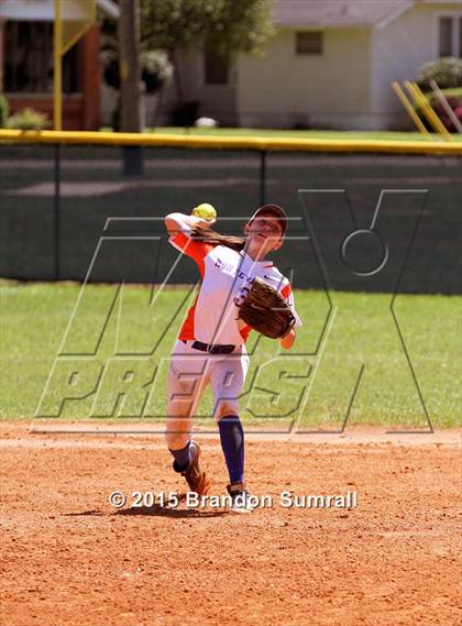 Thumbnail 1 in Montevallo vs. Maplesville (Panther Classic) photogallery.