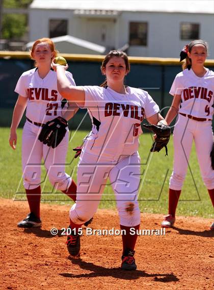 Thumbnail 2 in Montevallo vs. Maplesville (Panther Classic) photogallery.