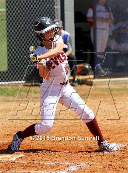 Thumbnail 2 in Montevallo vs. Maplesville (Panther Classic) photogallery.