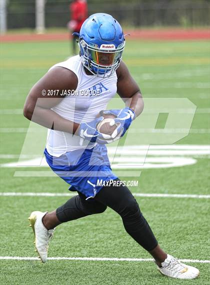 Thumbnail 3 in Nolensville 7-on-7 Tournament photogallery.