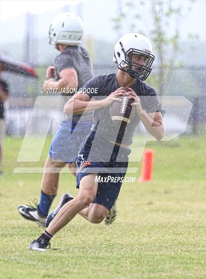 Thumbnail 3 in Nolensville 7-on-7 Tournament photogallery.