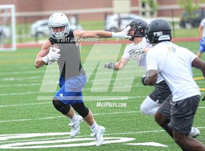 Thumbnail 3 in Nolensville 7-on-7 Tournament photogallery.