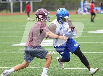 Thumbnail 1 in Nolensville 7-on-7 Tournament photogallery.