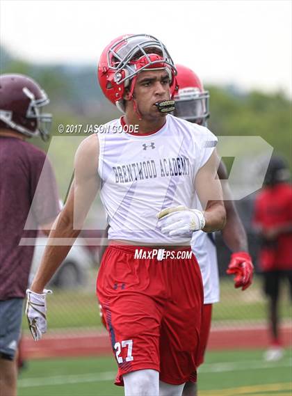 Thumbnail 2 in Nolensville 7-on-7 Tournament photogallery.