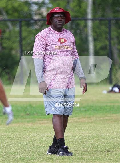 Thumbnail 2 in Nolensville 7-on-7 Tournament photogallery.