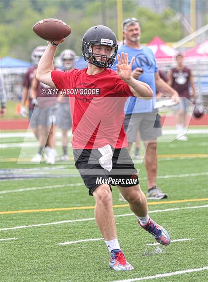 Thumbnail 2 in Nolensville 7-on-7 Tournament photogallery.