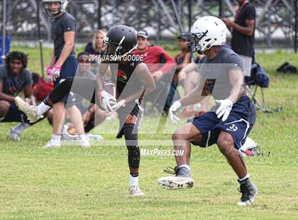 Thumbnail 3 in Nolensville 7-on-7 Tournament photogallery.